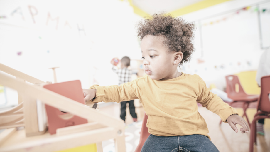 Fachkräftemangel und Gewalt in Kindertagesstätten